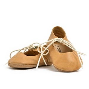 Natural - Lace-Up Mary Jane - Soft Sole Piper Finn